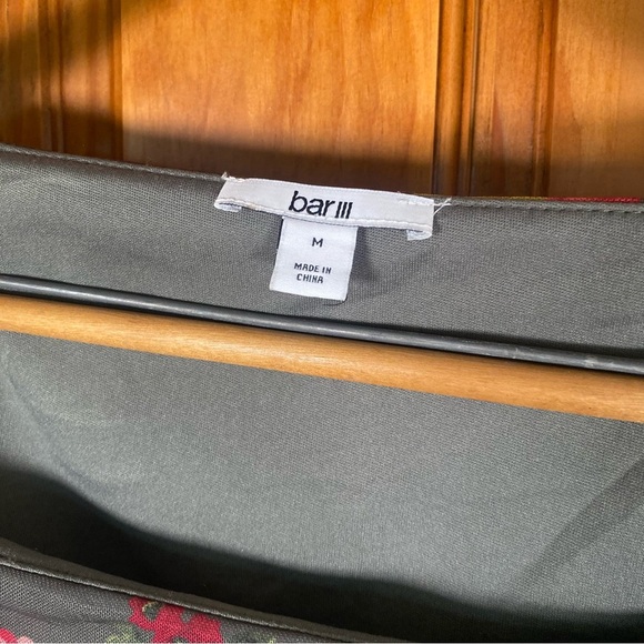 Bar III Square Neck Semi Sheer Green Floral Ruffled Body Con Fitted Blouse - Picture 5 of 10